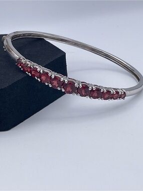 Kajal Naina Sterling Silver Garnet Hinged Bangle Bracelet 925 Gemstone Bangle